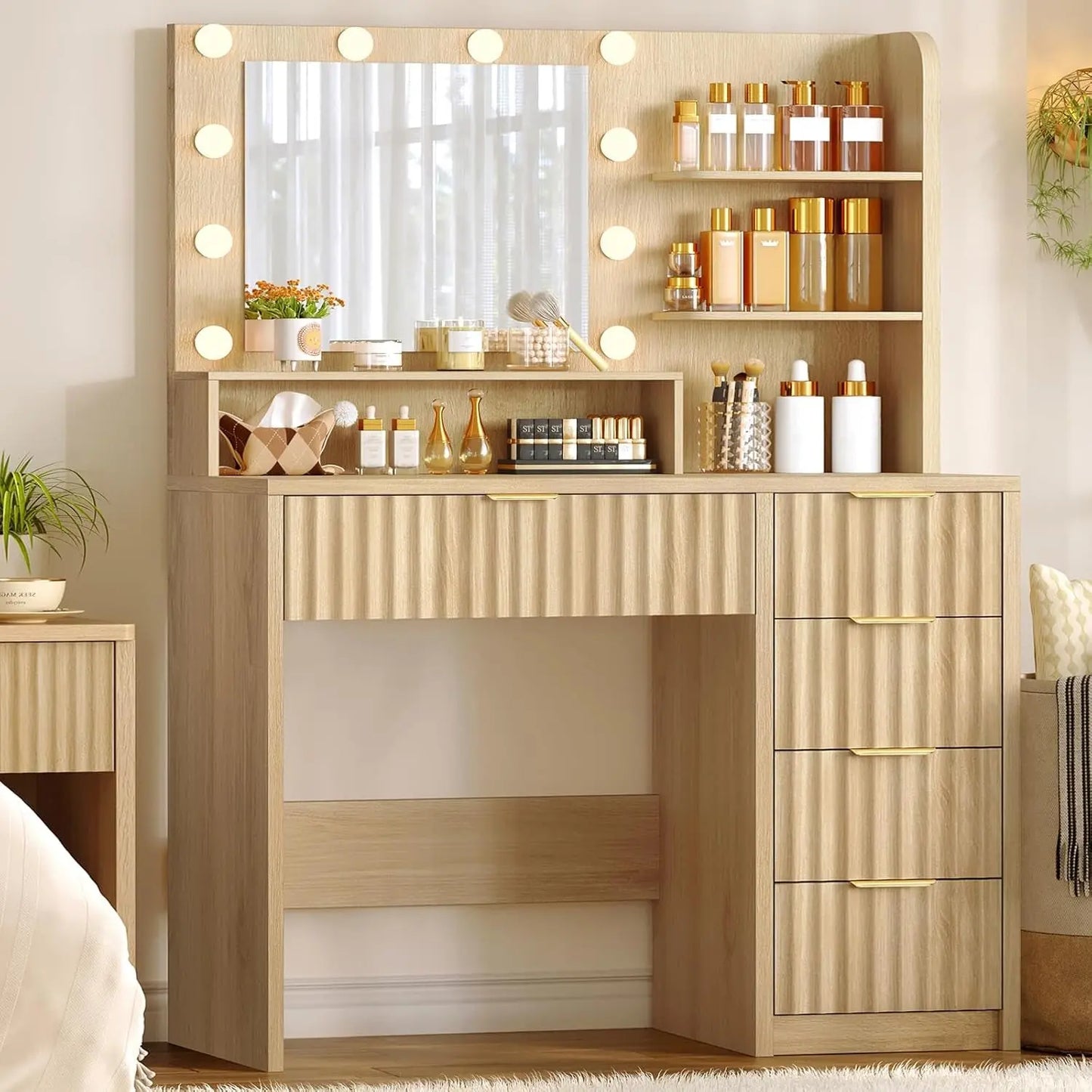 {{Pink Illuminated Vanity Desk With Premium LED  Mirror}} {{Product vendor}}